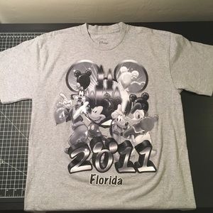 2011 Puff Letter Disney Florida tee sz L